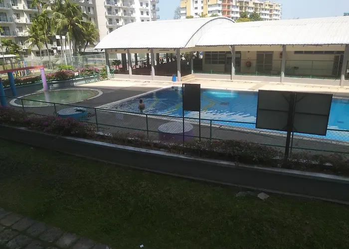 Marina View, Teluk Kemang, Pd
