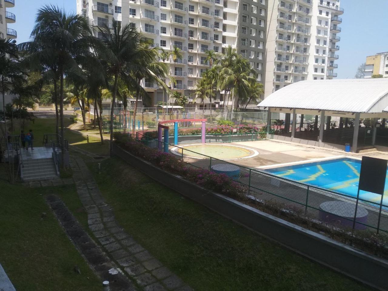 Apartment Marina View, Teluk Kemang, Pd *